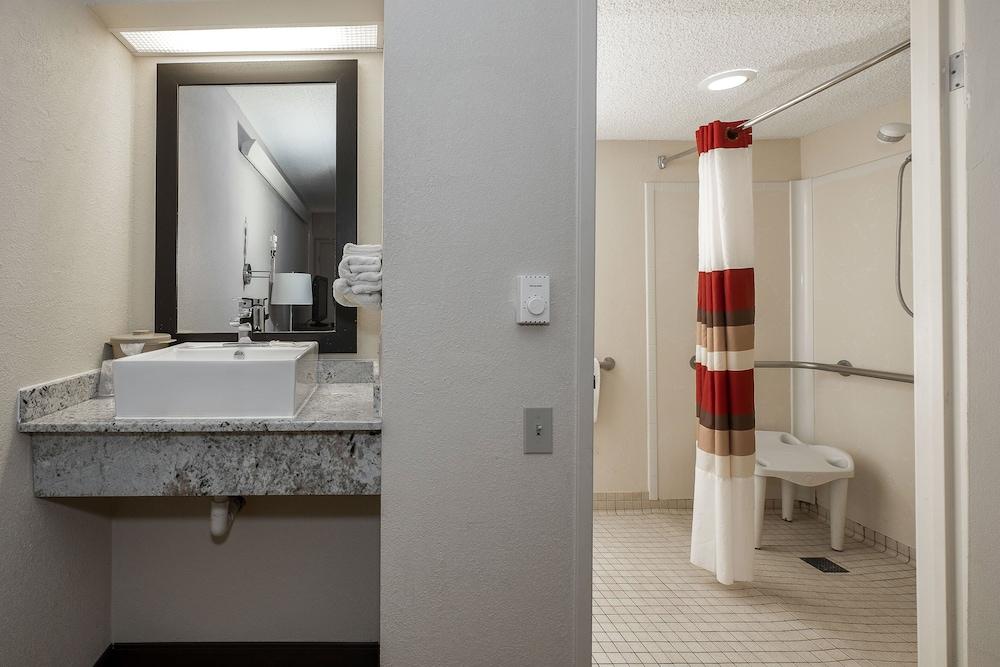 Travelodge By Wyndham Peoria Exterior foto