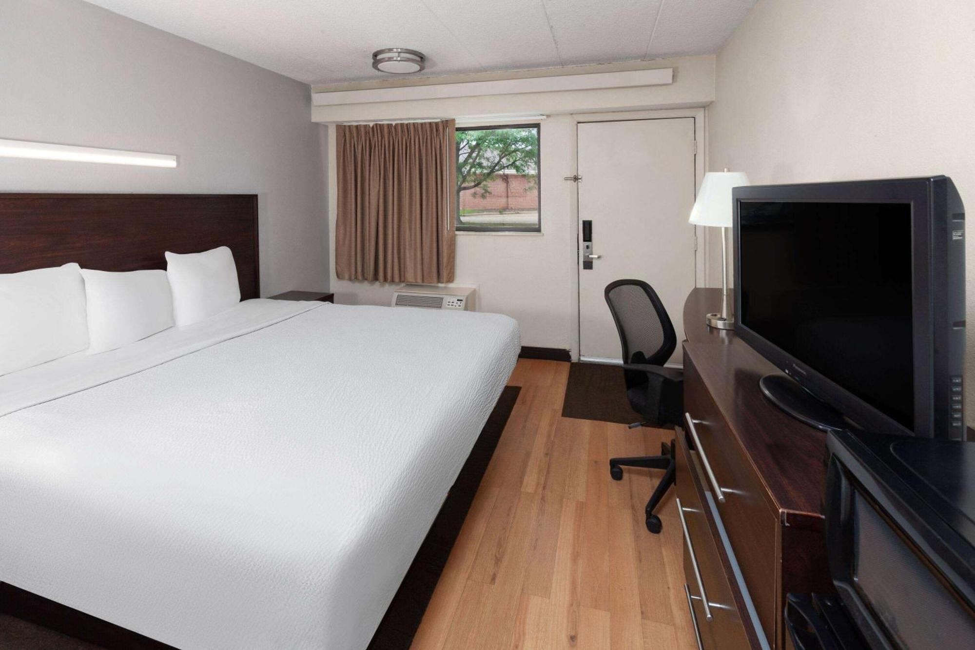 Travelodge By Wyndham Peoria Exterior foto
