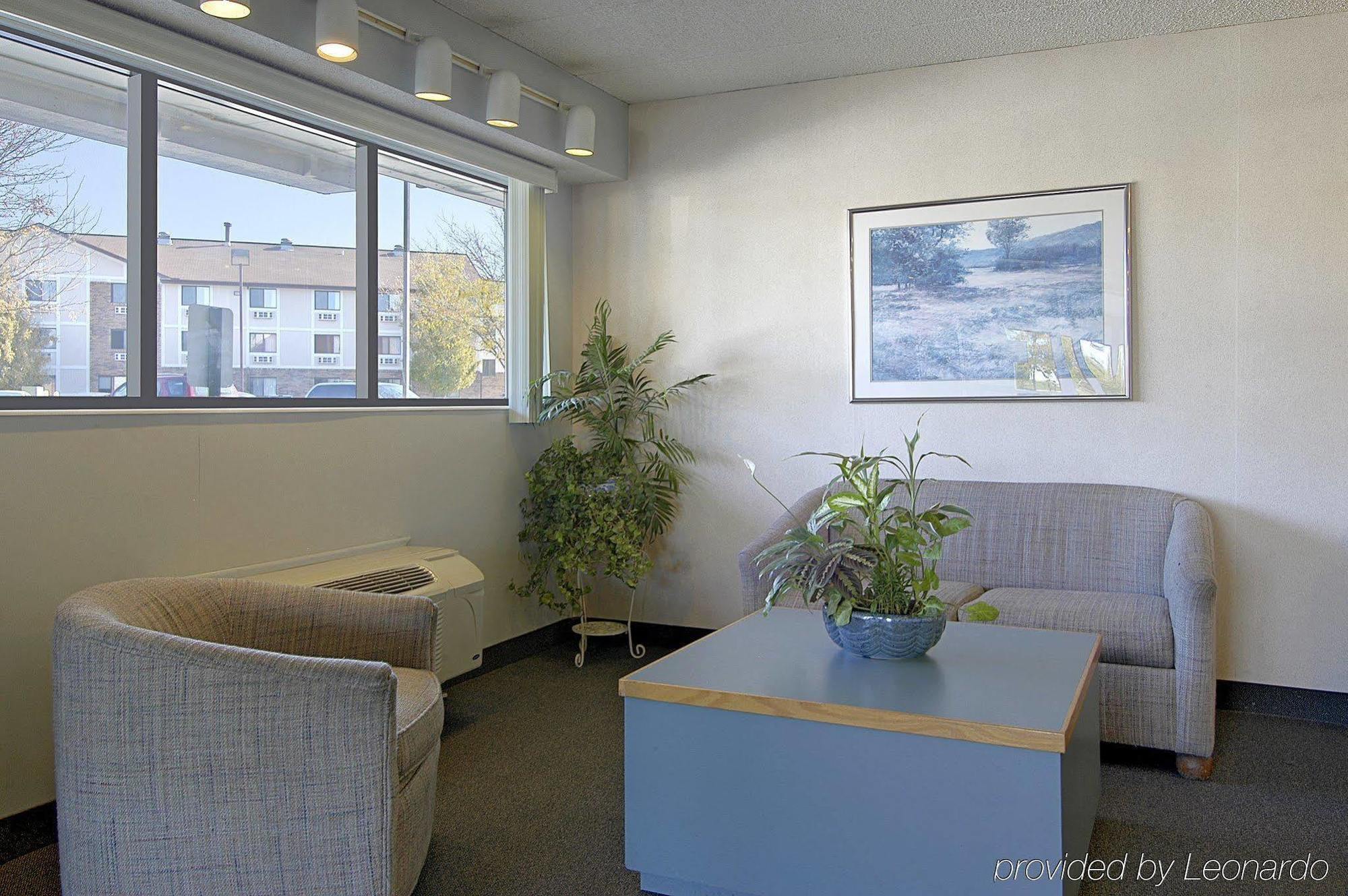 Travelodge By Wyndham Peoria Interior foto